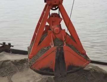 抓斗的耐磨性對(duì)起重機(jī)施工的重要性